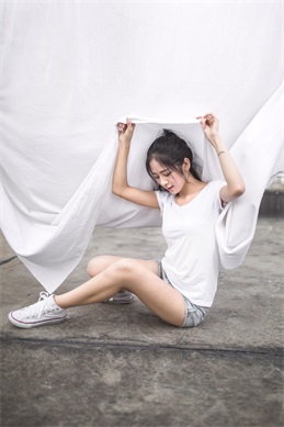 美女主播出事了完整版-主播直播事故完整视频流传